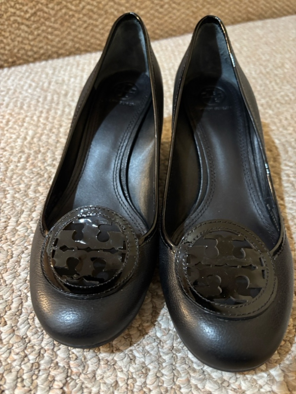 Tory Burch Black Leather Logo Round-Toe Flats